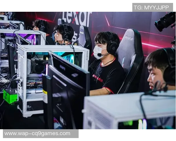 电竞新闻冠军杯赛季BLG战队配合默契表现分析与战术解读